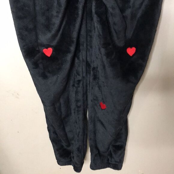 VS PINK Teddy One piece pjs Black w/Red Hearts cozy fall limited edition warm - Picture 9 of 12